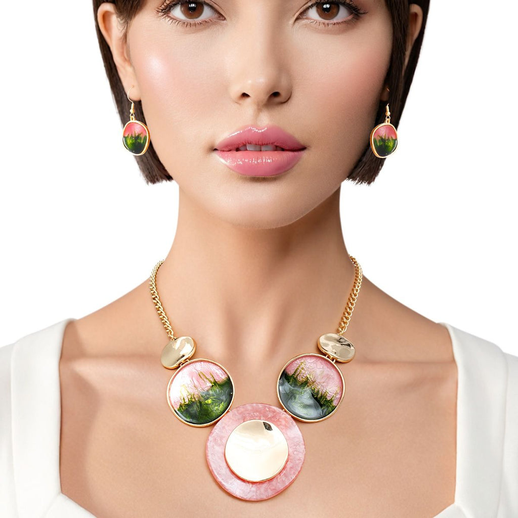 AKA Collar Pink Green Gradient Gold Disc Necklace