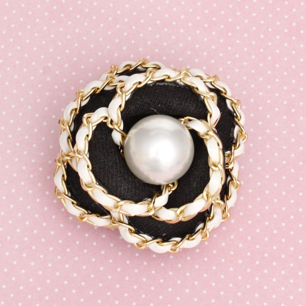 Brooch Clip Black Pearl Chain Edge Camellia Flower