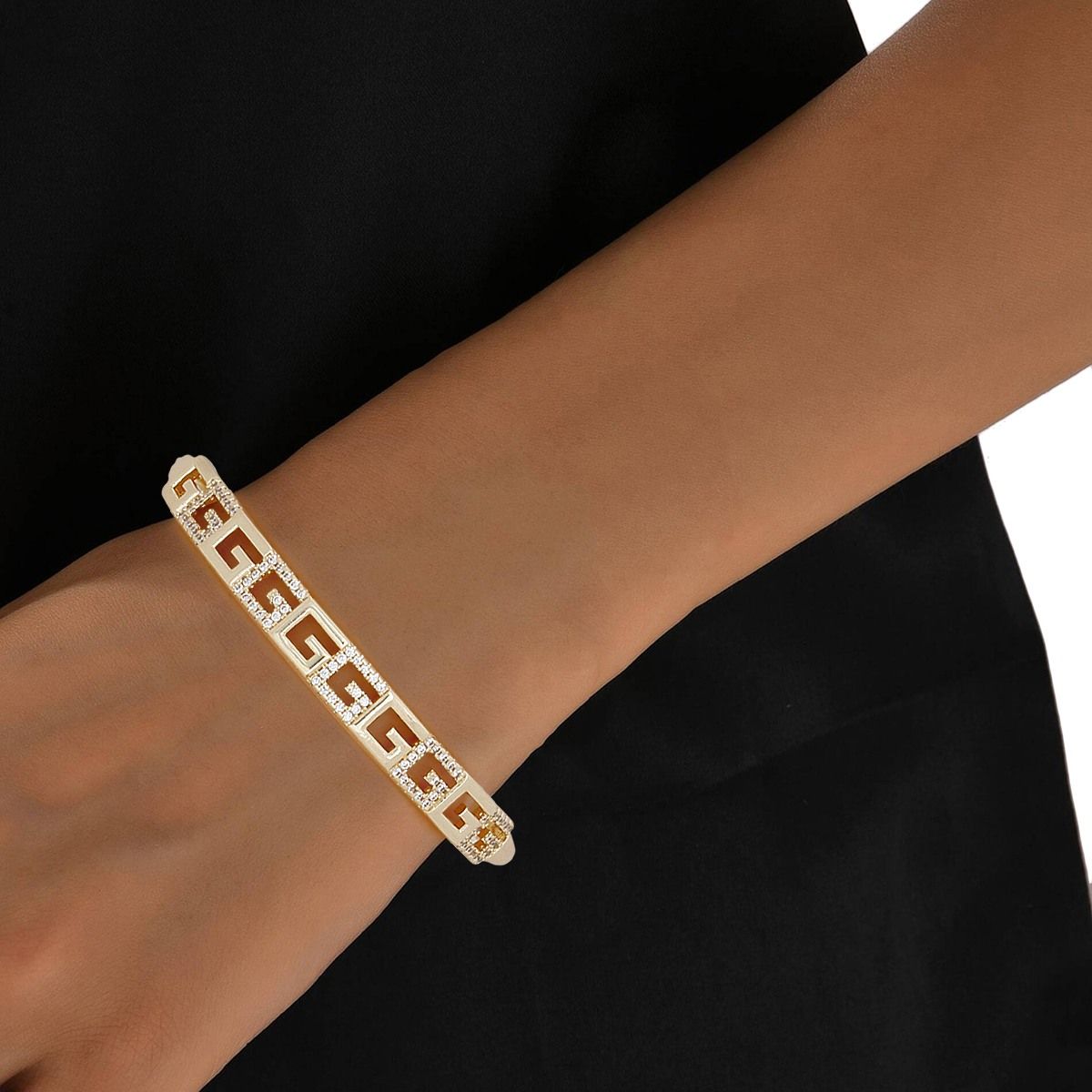 Bangle Sleek Classic Greek G Pave Gold Bracelet